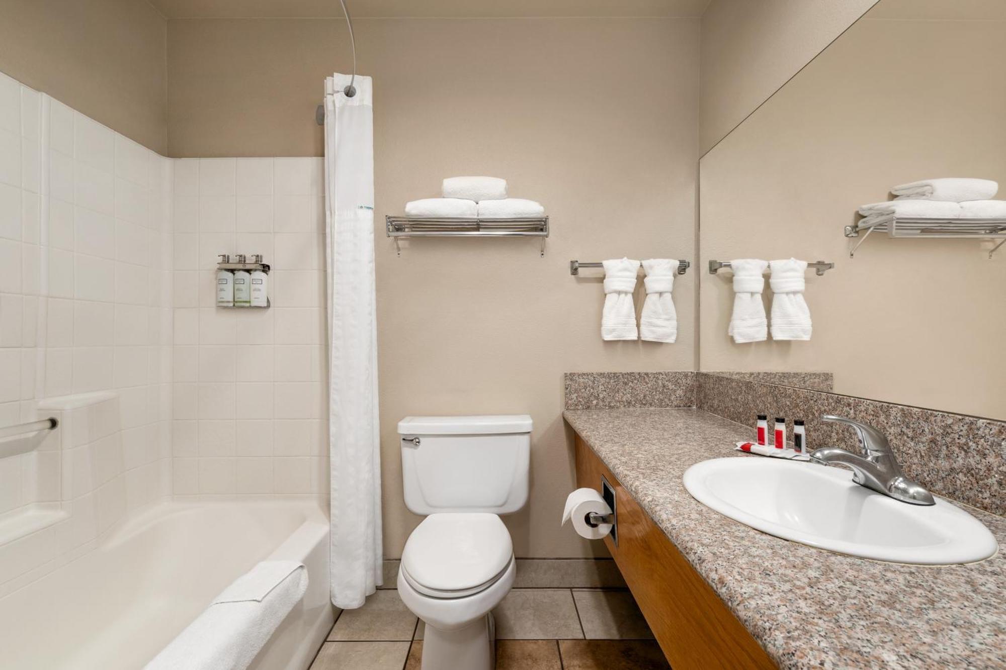 Travelodge By Wyndham Lake Havasu Lake Havasu City Room photo